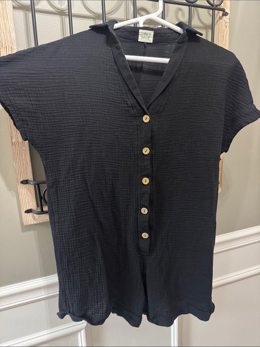 Relaxed Button-Front Black Short Sleeve jumper Small 100% cotton - Picture 1 of 10